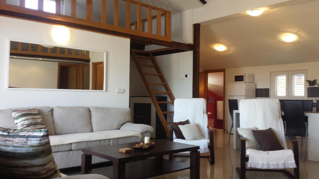 Apartments Villa Natali - Heating Pool Trogir Exterior foto